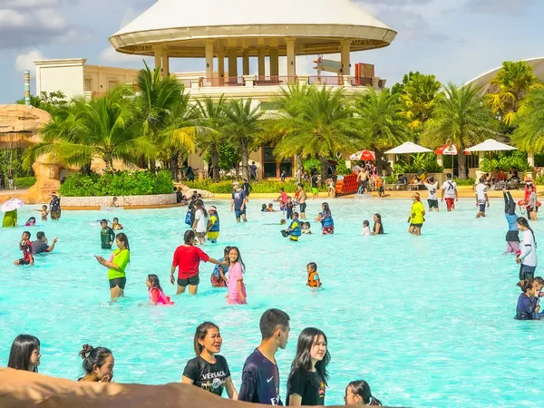 wavepool-07