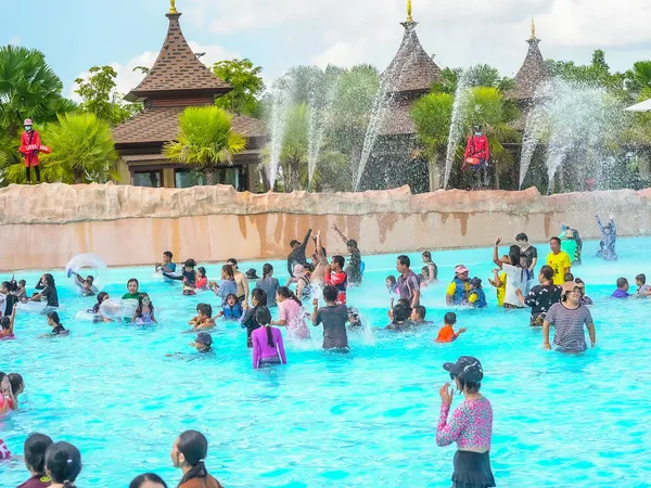 wavepool-08