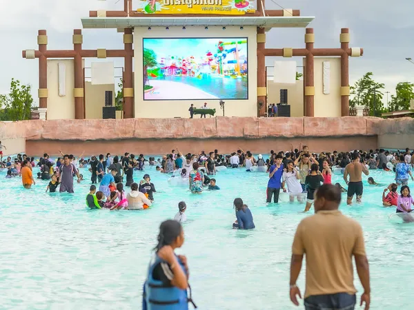 wavepool-10